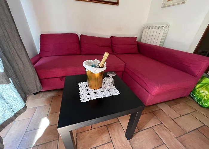 Chic 2008 Apartment